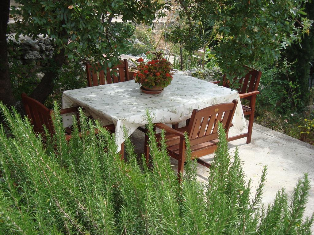 קרק Apartments Marta מראה חיצוני תמונה