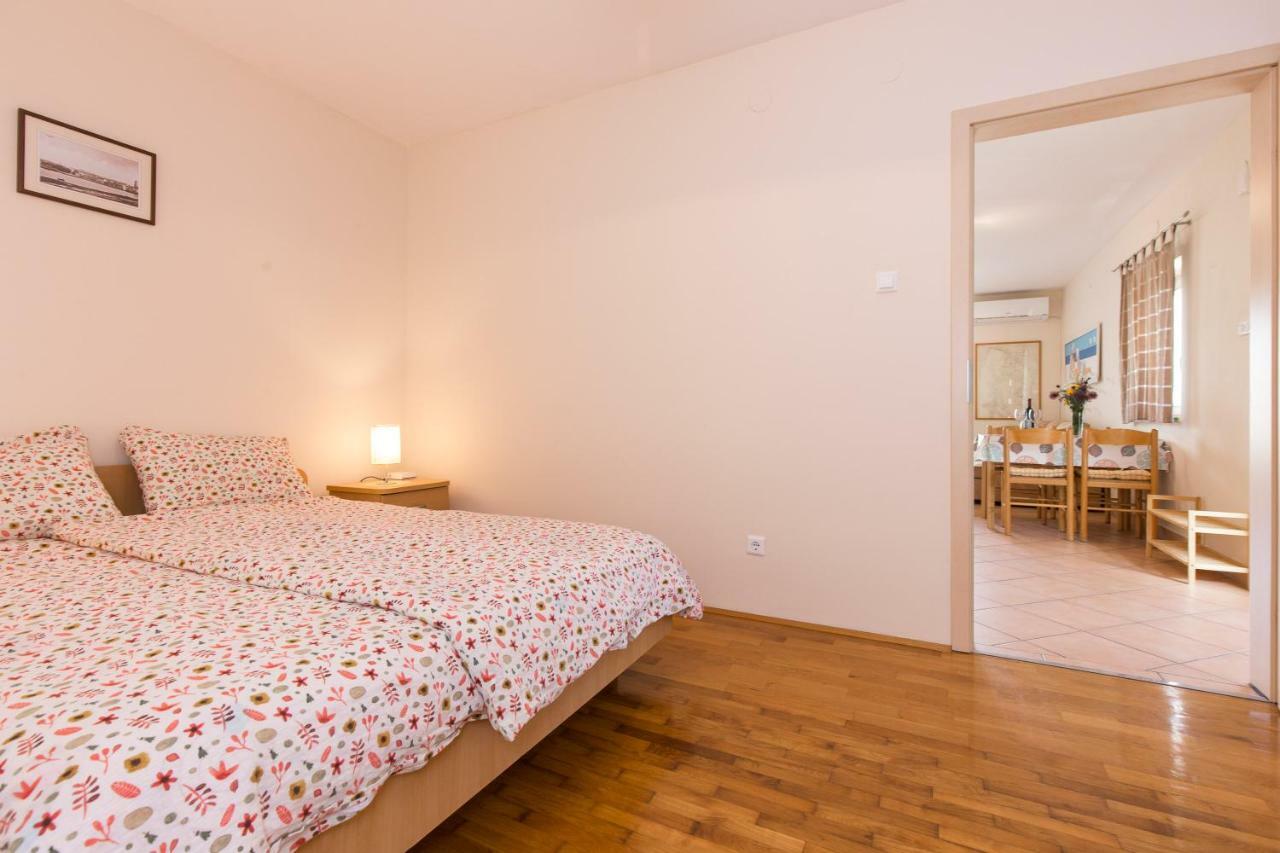 קרק Apartments Marta מראה חיצוני תמונה