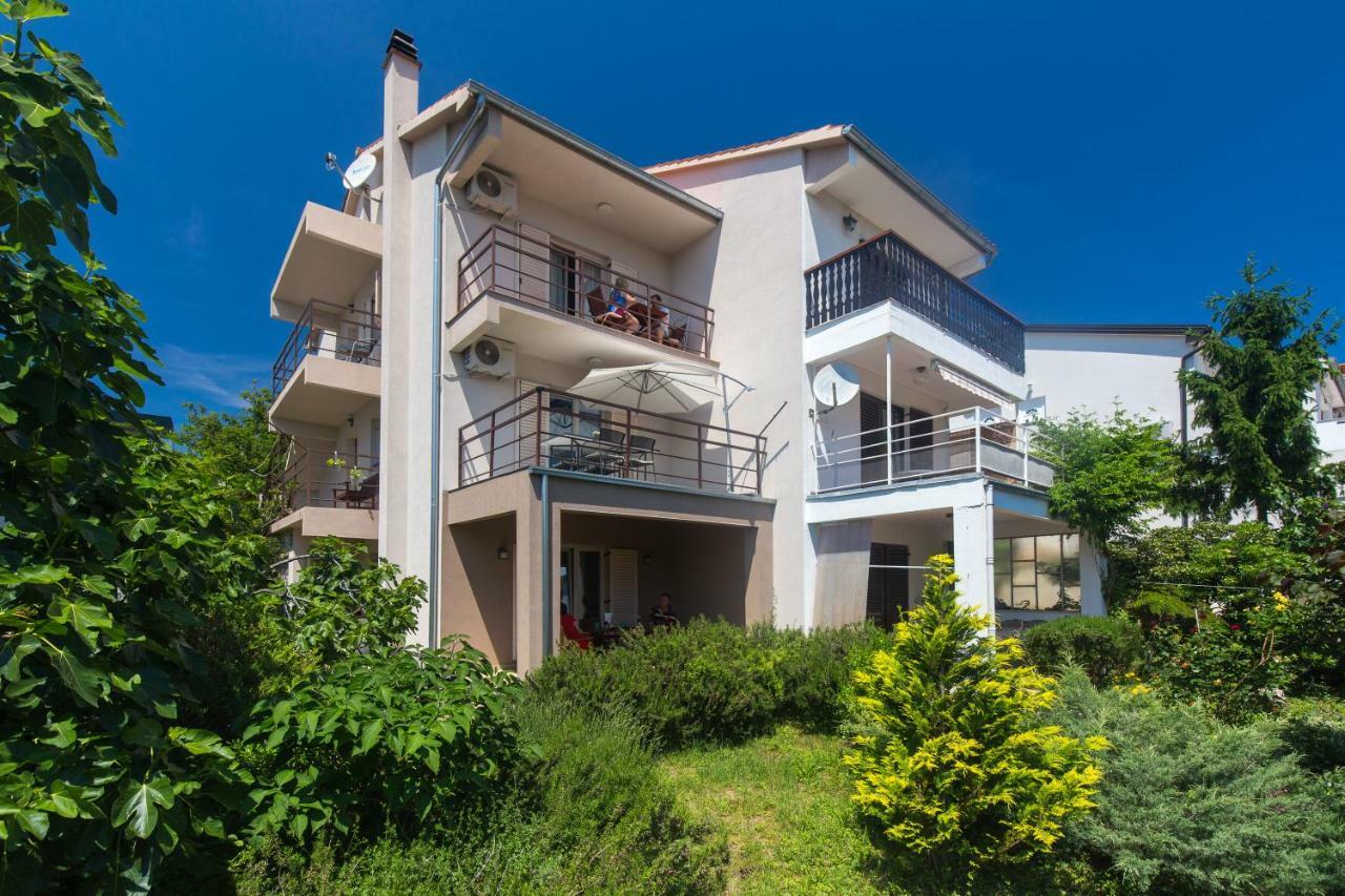 קרק Apartments Marta מראה חיצוני תמונה