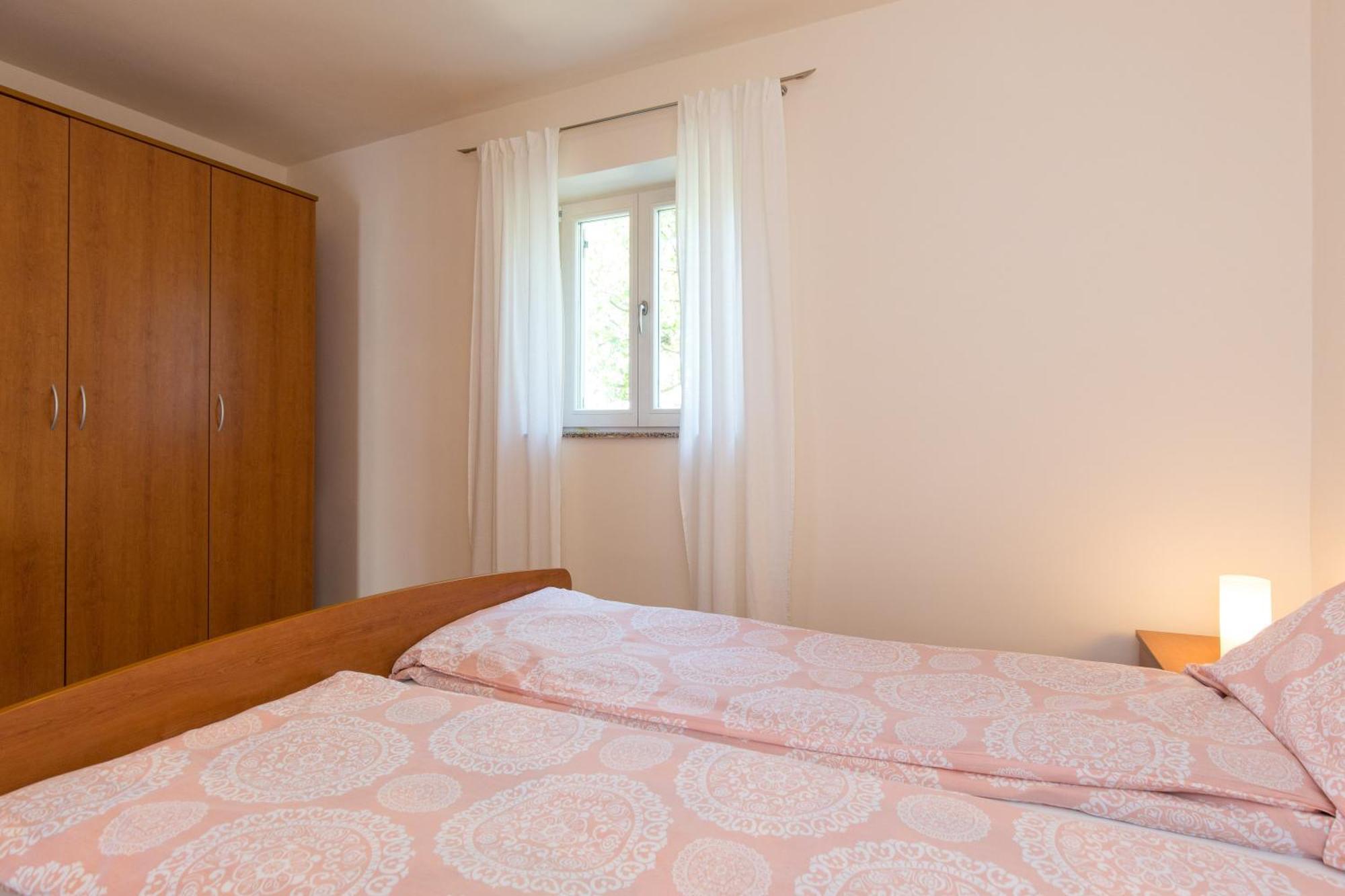 קרק Apartments Marta מראה חיצוני תמונה