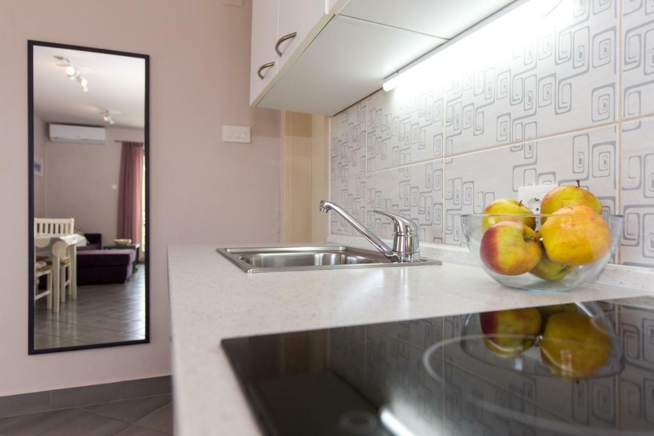 קרק Apartments Marta מראה חיצוני תמונה